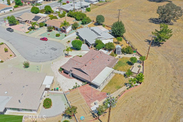 26790 E Berkey Court, Menifee CA: https://media.crmls.org/medias/2c84ab65-cd63-447b-a6d2-540a05a5a874.jpg