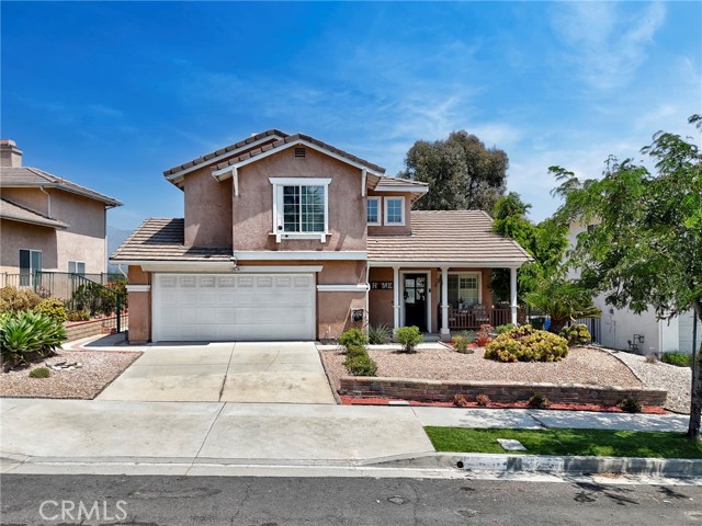 11930 Edgecliff Avenue, Sylmar CA: https://media.crmls.org/medias/2c84fa52-834f-4b7f-9363-73b43b42af2f.jpg