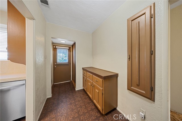 Detail Gallery Image 17 of 44 For 3063 N E St, San Bernardino,  CA 92405 - 2 Beds | 2 Baths