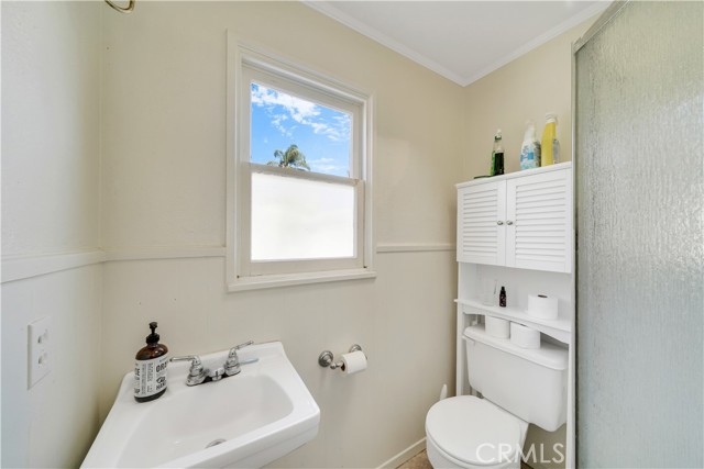 251 Viejo Street, Laguna Beach CA: https://media.crmls.org/medias/2c8593f6-6653-4d0c-9551-6c2960fbbc34.jpg
