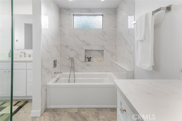 Detail Gallery Image 43 of 64 For 5360 E El Jardin St, Long Beach,  CA 90815 - 4 Beds | 3 Baths