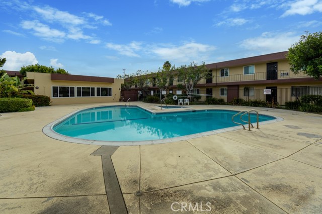 4700 Clair Del Avenue, Long Beach CA: https://media.crmls.org/medias/2c883c7f-8a7d-4f7b-ac63-2e527955c36c.jpg