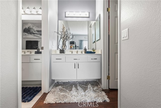 Detail Gallery Image 11 of 21 For 27620 Susan Beth Way #B,  Saugus,  CA 91350 - 2 Beds | 1 Baths