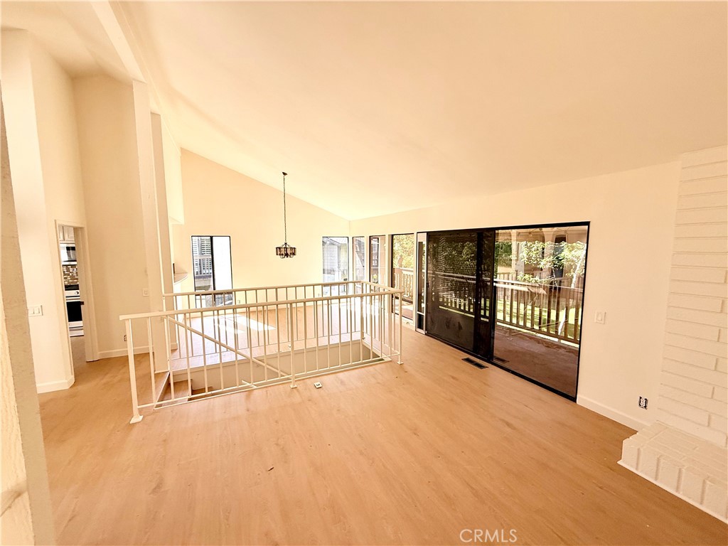 MLS #OC25251987 image #3