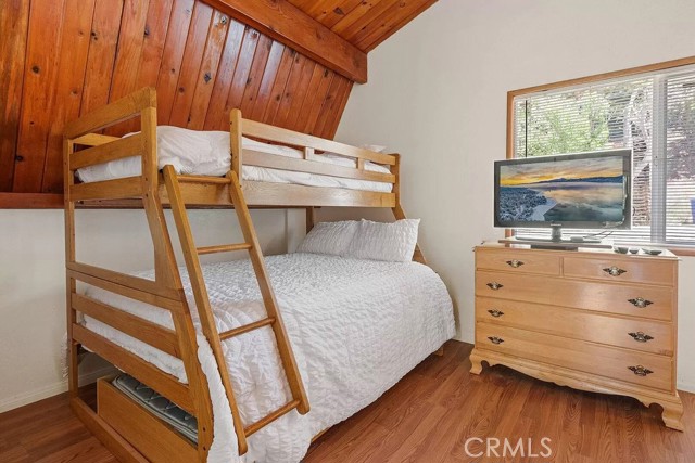 Detail Gallery Image 18 of 26 For 43869 Mendocino Dr, Big Bear Lake,  CA 92315 - 3 Beds | 2 Baths