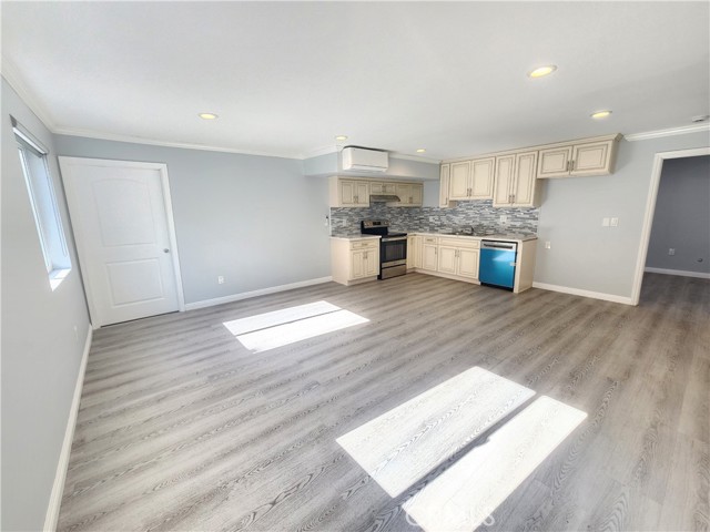 Front Image Thumbnail for CRIG25264259