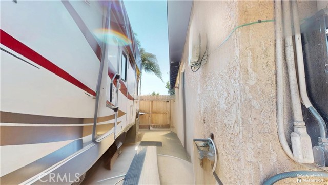 6280 Johnson Avenue, Long Beach CA: https://media.crmls.org/medias/2c8c9b60-75d8-49b2-8fb4-71735efc093d.jpg