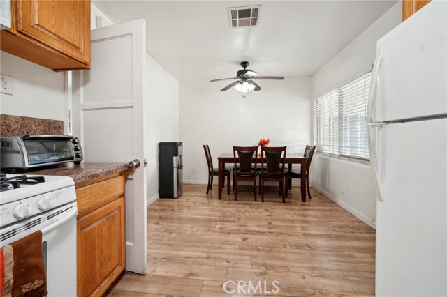 Detail Gallery Image 12 of 45 For 415 E Wabash St, San Bernardino,  CA 92404 - 3 Beds | 1 Baths