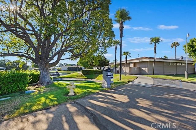 Detail Gallery Image 36 of 40 For 1398 Rainbrook Way, Corona,  CA 92882 - 2 Beds | 2 Baths