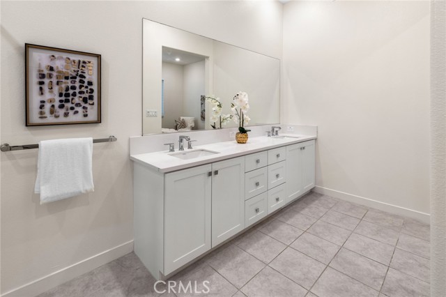 1863 S Union Street, Anaheim CA: https://media.crmls.org/medias/2c8d56ae-20b0-4644-82ef-28fb3f0bffa1.jpg
