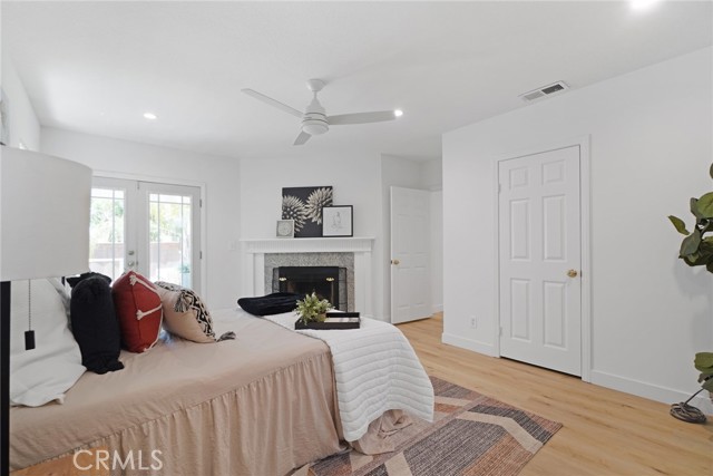 Detail Gallery Image 13 of 17 For 3636 Gardenia Ave, Long Beach,  CA 90807 - 4 Beds | 4 Baths