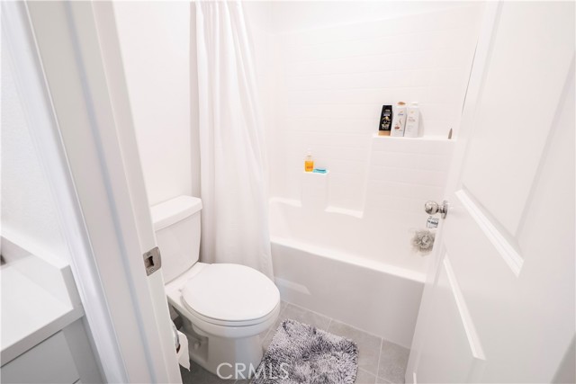 Detail Gallery Image 23 of 69 For 16657 Snowdrop Ln #2,  Fontana,  CA 92336 - 4 Beds | 3 Baths
