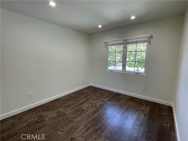 Detail Gallery Image 15 of 37 For 22678 Kittridge St, West Hills,  CA 91307 - 4 Beds | 3 Baths