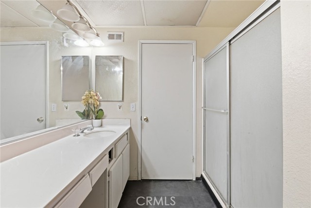 4 Bed Home for Sale in Palmdale, California