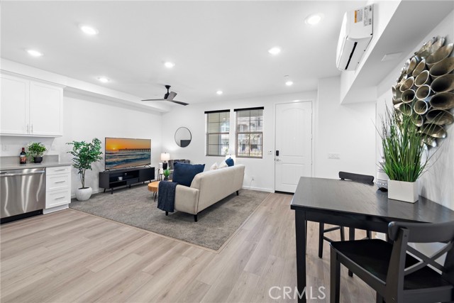 Detail Gallery Image 12 of 29 For 466 Besalu, Mission Viejo,  CA 92692 - 1 Beds | 1/1 Baths