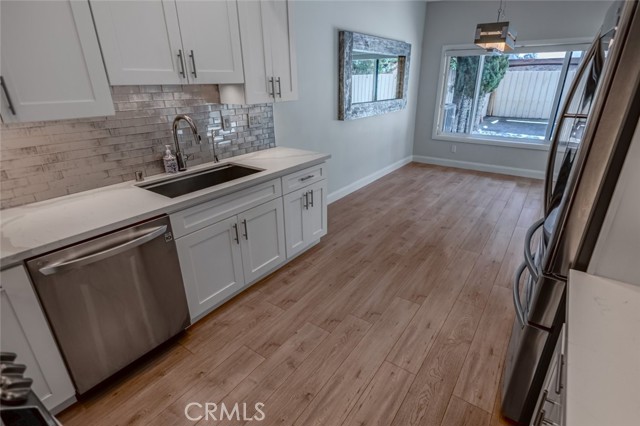 Detail Gallery Image 9 of 40 For 10831 Roycroft St #18,  Sun Valley,  CA 91352 - 3 Beds | 2/1 Baths