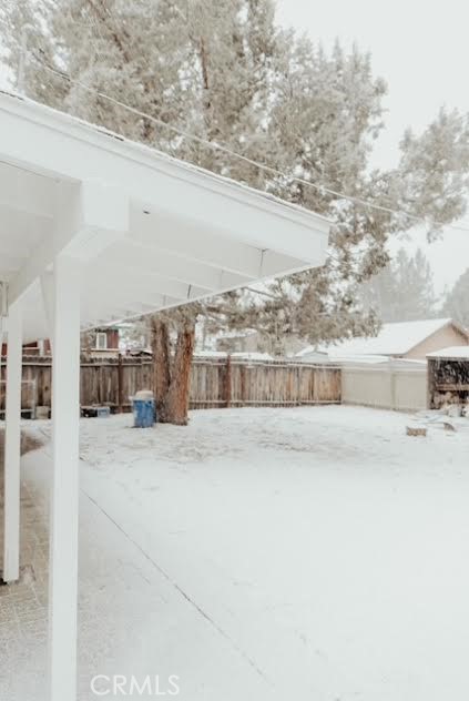 1029 W Aeroplane Boulevard, Big Bear City CA: https://media.crmls.org/medias/2c90bab3-6cca-4229-95e1-5222e7863450.jpg