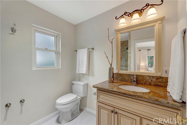 Detail Gallery Image 29 of 45 For 18862 via Palatino, Irvine,  CA 92603 - 4 Beds | 3 Baths