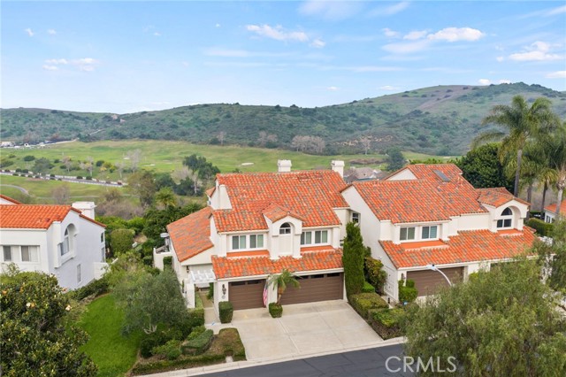 Detail Gallery Image 3 of 61 For 27 Mirador, Irvine,  CA 92612 - 3 Beds | 2/1 Baths