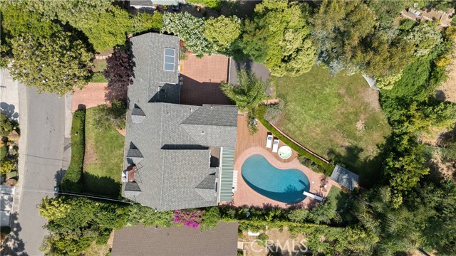 11818 Laurel Hills Road, Studio City CA: https://media.crmls.org/medias/2c92b011-ab0e-4848-b355-8af51c9ac4e0.jpg