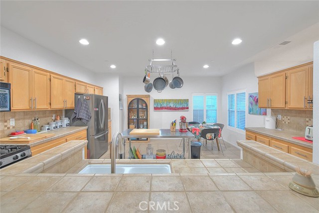 Detail Gallery Image 13 of 49 For 952 Mira Grande, Palm Springs,  CA 92262 - 4 Beds | 3 Baths