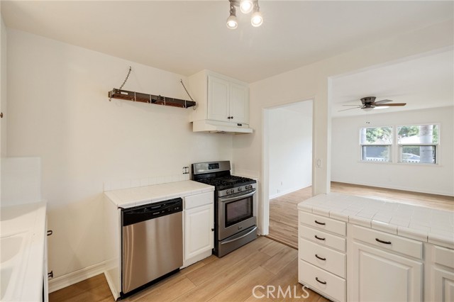 Detail Gallery Image 12 of 41 For 2313 Curtis, Redondo Beach,  CA 90278 - 3 Beds | 2 Baths