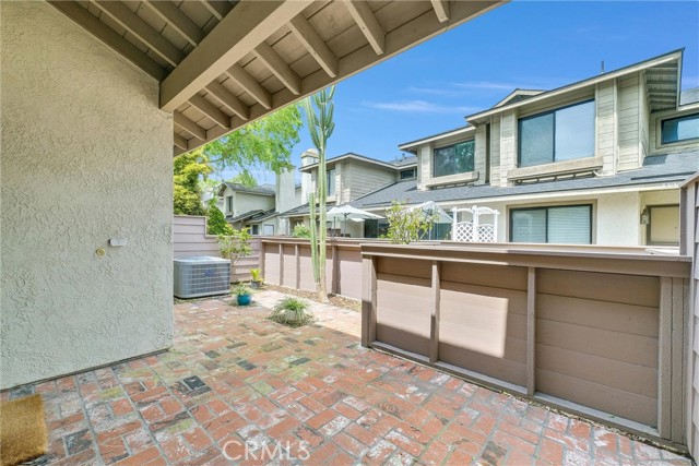 Detail Gallery Image 7 of 56 For 1353 N Mako Ln #41,  Anaheim,  CA 92801 - 2 Beds | 2 Baths