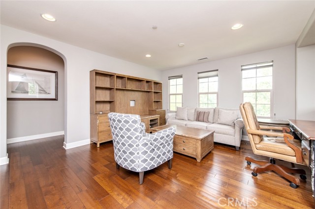 Detail Gallery Image 20 of 42 For 120 Tomato Springs, Irvine,  CA 92618 - 4 Beds | 3/1 Baths