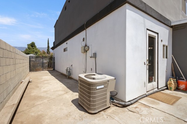 Detail Gallery Image 30 of 56 For 25515 26th St, San Bernardino,  CA 92404 - 4 Beds | 1/1 Baths