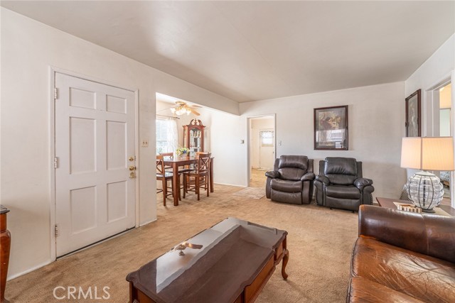 Detail Gallery Image 8 of 43 For 14823 Gridley Rd, Norwalk,  CA 90650 - 3 Beds | 1 Baths