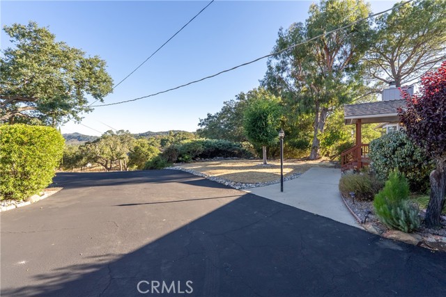 7025 San Gabriel Road, Atascadero CA: https://media.crmls.org/medias/2c943569-409d-4419-9891-0d4b80d897f6.jpg
