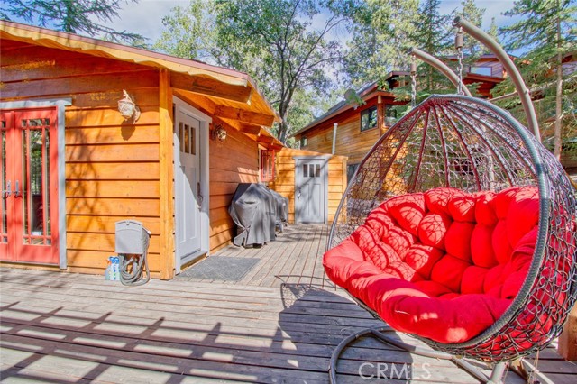 5475 Acorn Trail, Wrightwood CA: https://media.crmls.org/medias/2c946104-86c9-41c7-b78b-a1807654fb8f.jpg