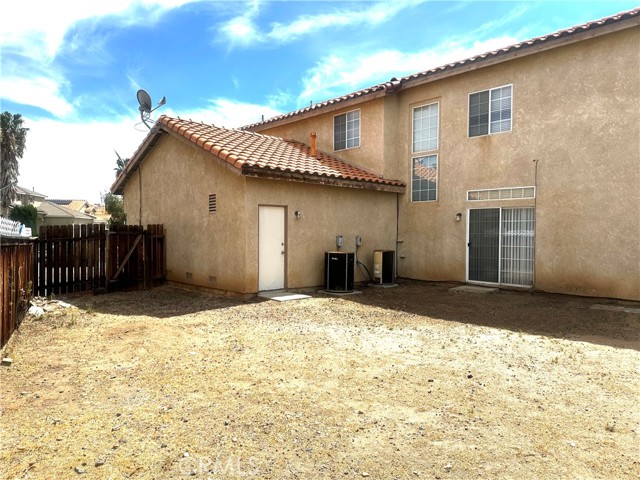 Detail Gallery Image 21 of 23 For 12433 Kokomo Cir, Victorville,  CA 92392 - 4 Beds | 3 Baths