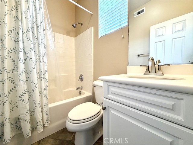 Detail Gallery Image 32 of 63 For 45551 Bayberry Pl, Temecula,  CA 92592 - 5 Beds | 3/1 Baths