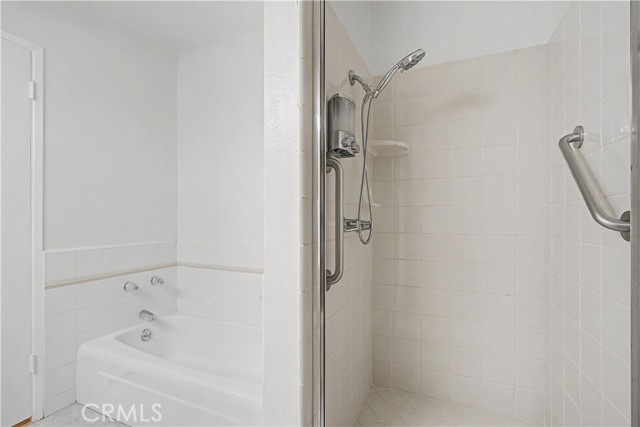 Detail Gallery Image 18 of 33 For 4915 Tyrone #126,  Sherman Oaks,  CA 91423 - 2 Beds | 2 Baths