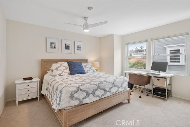 Detail Gallery Image 23 of 36 For 427 Manhattan Ave, Hermosa Beach,  CA 90254 - 2 Beds | 2/1 Baths