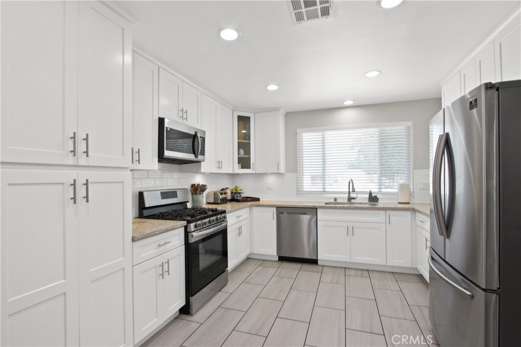 2c97721d 1bc0 4bce A138 F719d82b6087