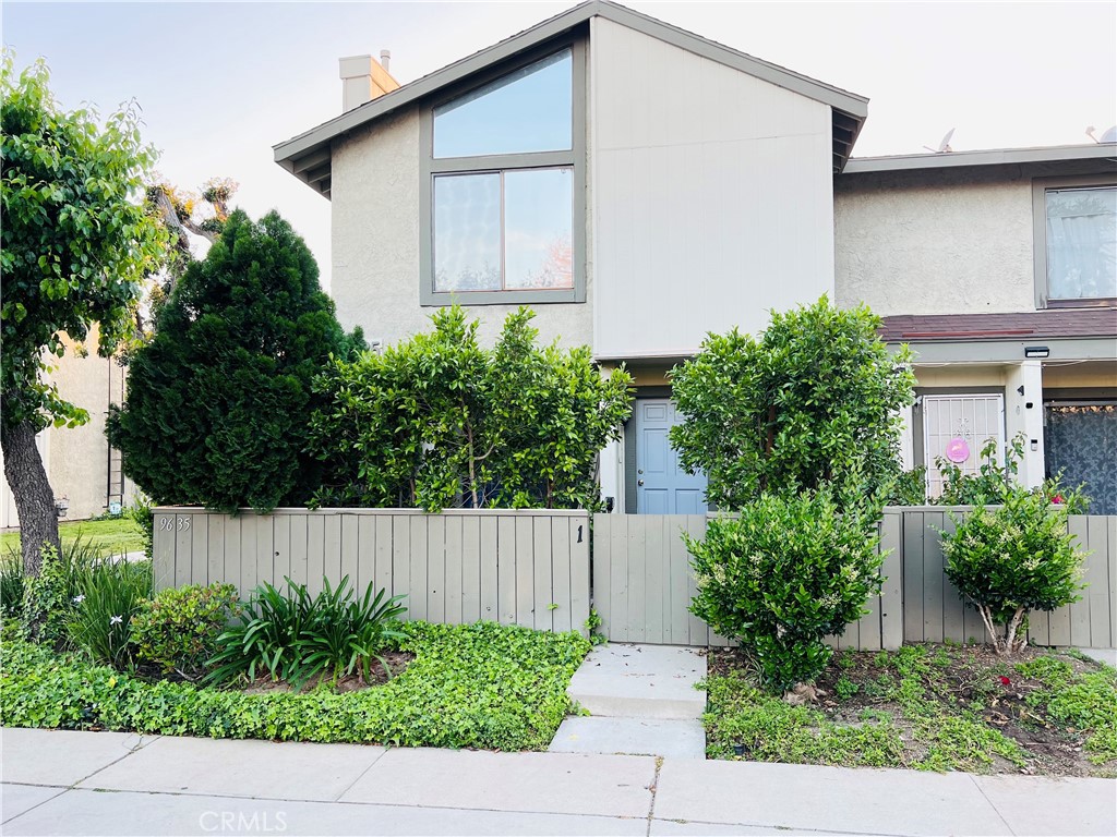 9635 Sepulveda Boulevard 1, North Hills, CA 91343
