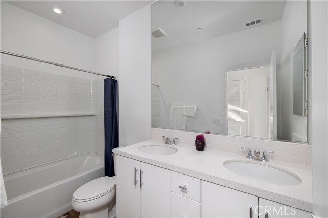 Detail Gallery Image 21 of 29 For 1410 S Urbana, Anaheim,  CA 92805 - 4 Beds | 3/1 Baths