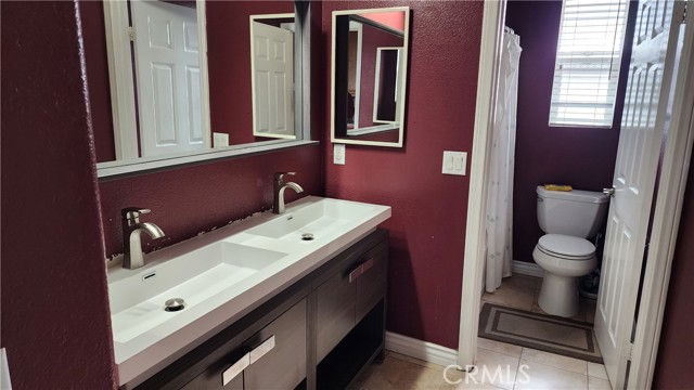 2825 E Cinnamon, Anaheim CA: https://media.crmls.org/medias/2c9b6b2a-6e32-4b70-88ca-a18cc3e1cd73.jpg