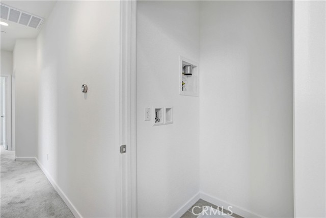 Detail Gallery Image 9 of 16 For 4370 S Alegro Privado, Ontario,  CA 91761 - 3 Beds | 2/1 Baths