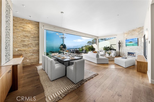 3355 Alta Laguna Boulevard, Laguna Beach CA: https://media.crmls.org/medias/2c9d2e7a-07cd-47fa-8c27-93c8287aacf6.jpg