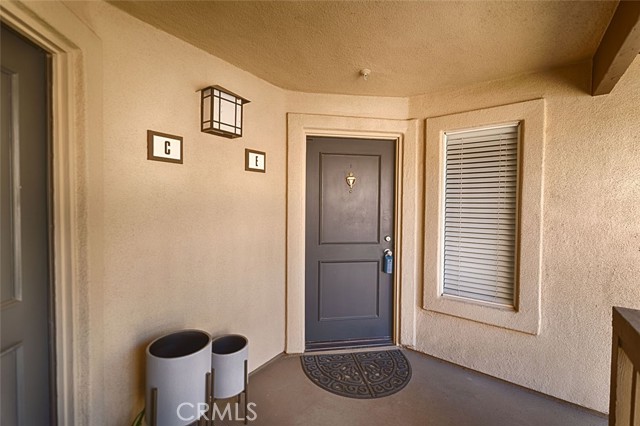 Detail Gallery Image 5 of 49 For 215 S Cross Creek Rd #E,  Orange,  CA 92869 - 1 Beds | 1 Baths