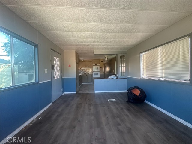 Detail Gallery Image 3 of 12 For 22113 Grand Terrace Rd #14,  Grand Terrace,  CA 92313 - 2 Beds | 1 Baths