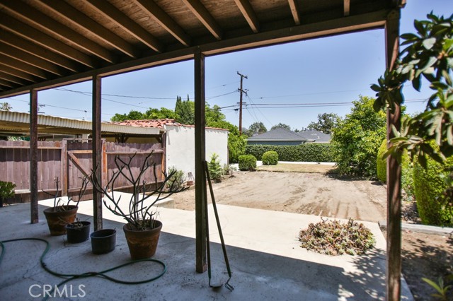 1012 S Sierra Vista Avenue, Alhambra CA: https://media.crmls.org/medias/2c9e56d1-fff4-4b6c-827e-d300b8c30618.jpg