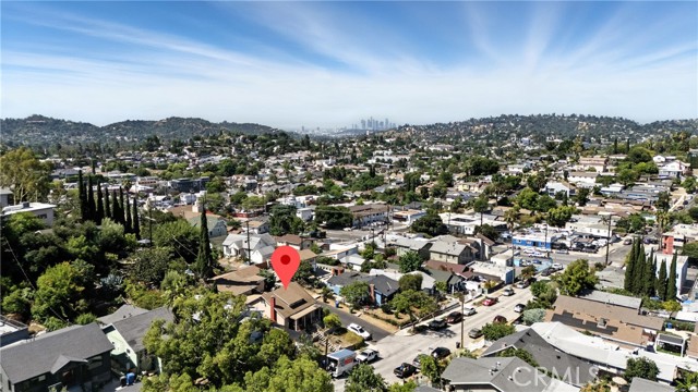 6178 Roy Street, Los Angeles CA: https://media.crmls.org/medias/2c9edde2-b355-49db-9ce7-b51c6a5c1791.jpg