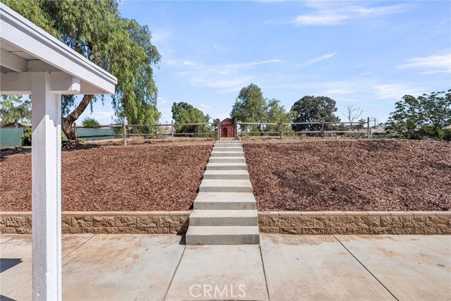 18150 Granite Avenue, Riverside CA: https://media.crmls.org/medias/2c9f998b-5cc9-4b07-bf05-cd934e53d5bb.jpg