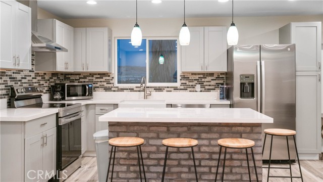 Detail Gallery Image 7 of 33 For 72160 Winters Rd, Twentynine Palms,  CA 92277 - 4 Beds | 4 Baths