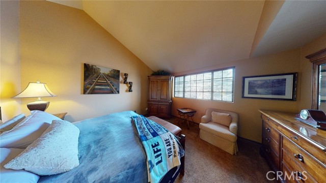 Detail Gallery Image 17 of 27 For 755 Cienega Rd #B,  Big Bear Lake,  CA 92315 - 3 Beds | 2 Baths