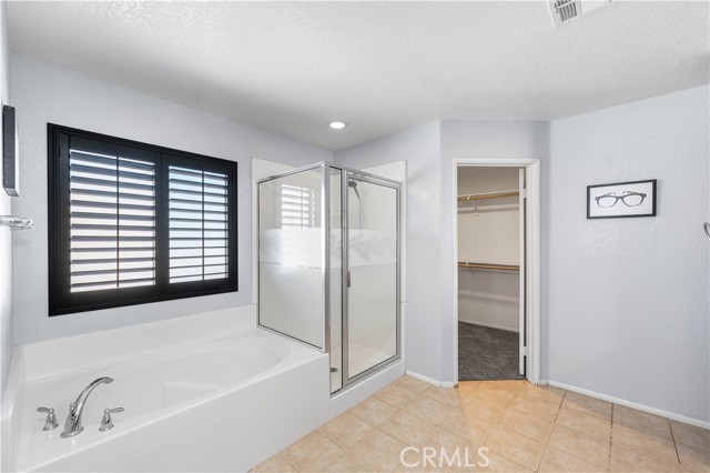 3429 Gemstone Avenue, Rosamond CA: https://media.crmls.org/medias/2ca0dbd6-f4c3-49ac-a50b-abbebd6daad4.jpg